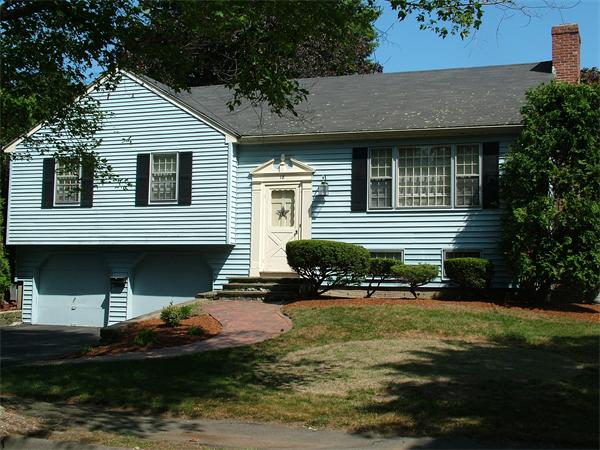 18 Hawthorn Road Marblehead, MA 01945 - Photo 1 of 4