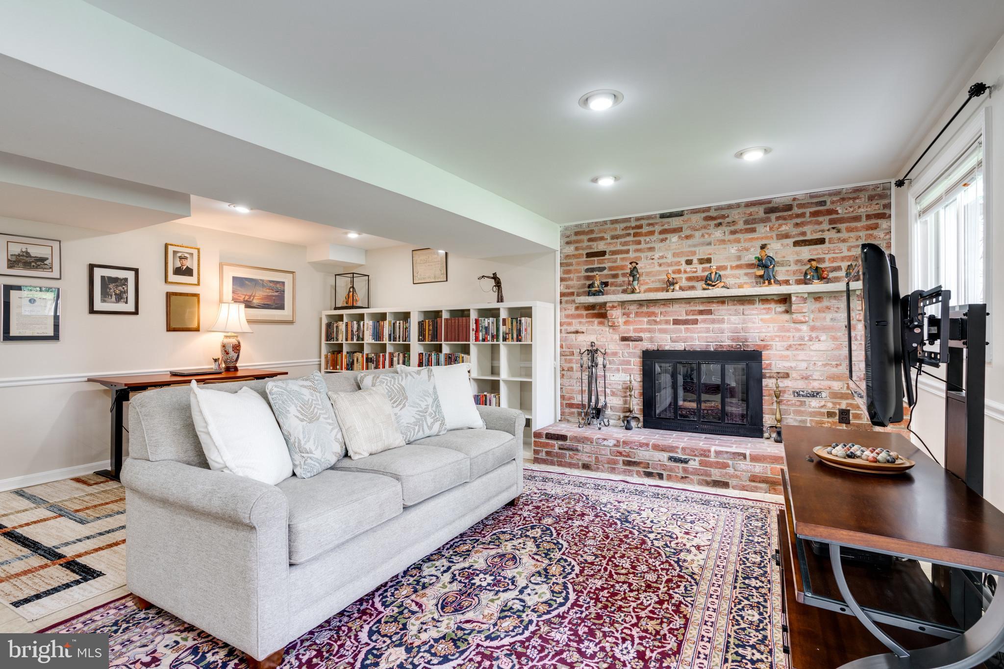 6818 Ontario Street Springfield, VA 22152 - Photo 16 of 24