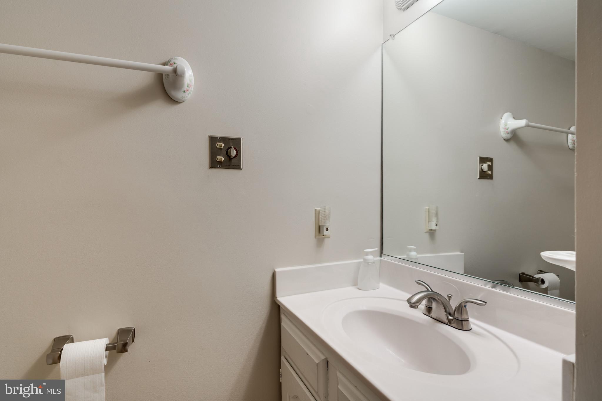 6818 Ontario Street Springfield, VA 22152 - Photo 20 of 24