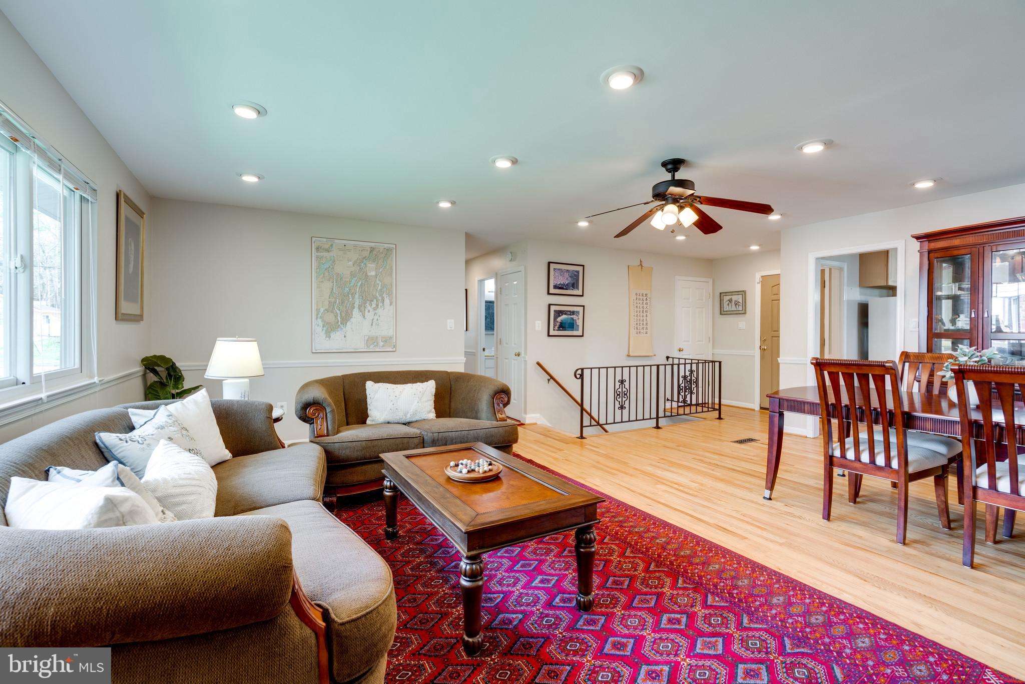 6818 Ontario Street Springfield, VA 22152 - Photo 5 of 24