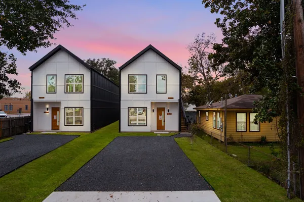 $1,500 | 8203 Moon Beam Street, Unit B, Houston, TX 77088