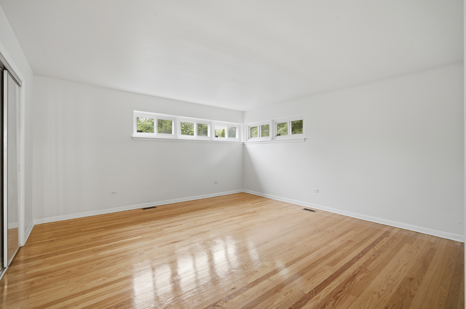 114 North Lancaster Street Mount Prospect, IL 60056 - Photo 10 of 29