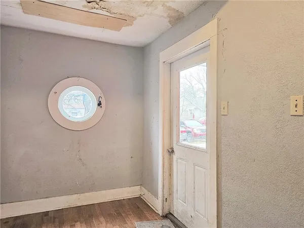 $59,000 | 203 South Elm Street, Garnett, KS 66032