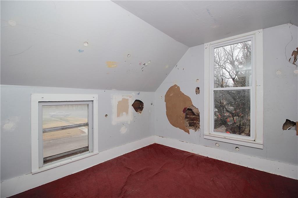 203 South Elm Street Garnett, KS 66032 - Photo 19 of 25