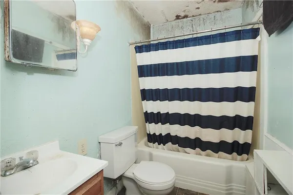 $59,000 | 203 South Elm Street, Garnett, KS 66032