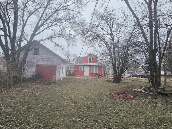 $59,000 | 203 South Elm Street, Garnett, KS 66032