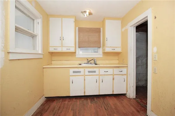 $59,000 | 203 South Elm Street, Garnett, KS 66032