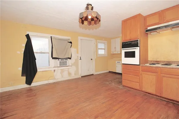 $59,000 | 203 South Elm Street, Garnett, KS 66032