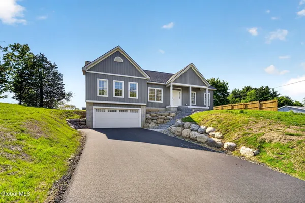 $649,900 | 5 1/2 Gardner Road, North Greenbush, NY 12198