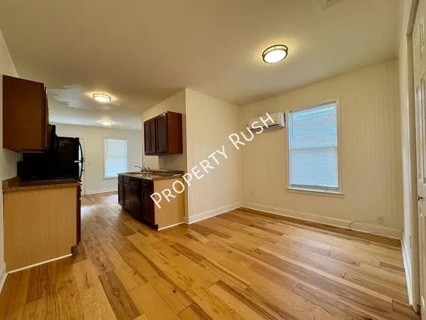 $1,195 | 4521 Balcomb Street, Unit 4523, Chattanooga, TN 37409