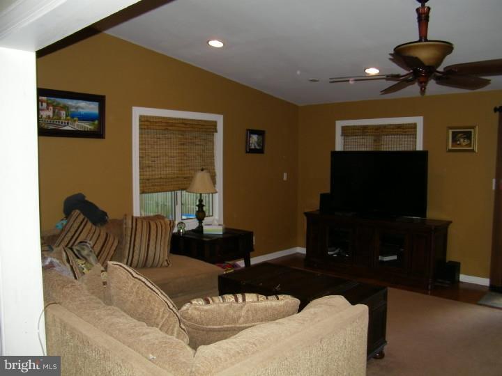 4 Buxton Road Cherry Hill, NJ 08003 - Photo 10 of 25 Family Room