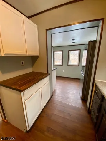 $299,900 | 158 Upper North Shore Road, Branchville, NJ 07826