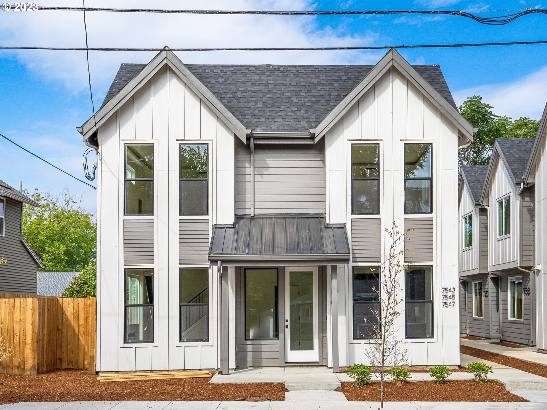 7543 North Gilbert Ave Unit 7  