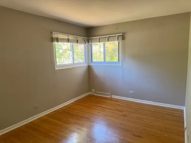 $2,900 | 1124 Holly Court, Naperville, IL 60540