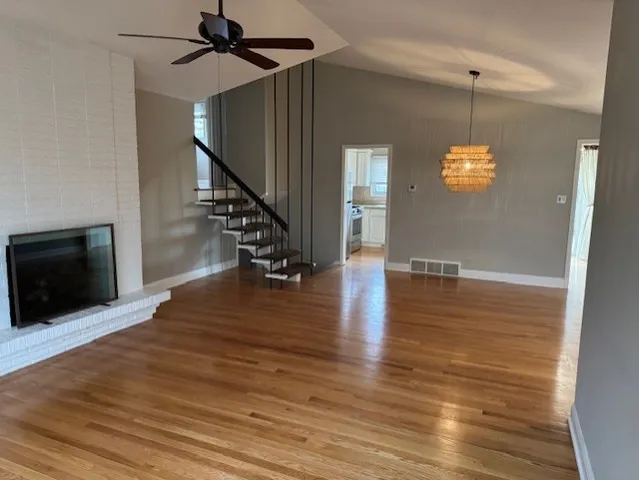 $2,900 | 1124 Holly Court, Naperville, IL 60540