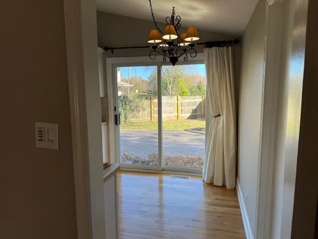 $2,900 | 1124 Holly Court, Naperville, IL 60540