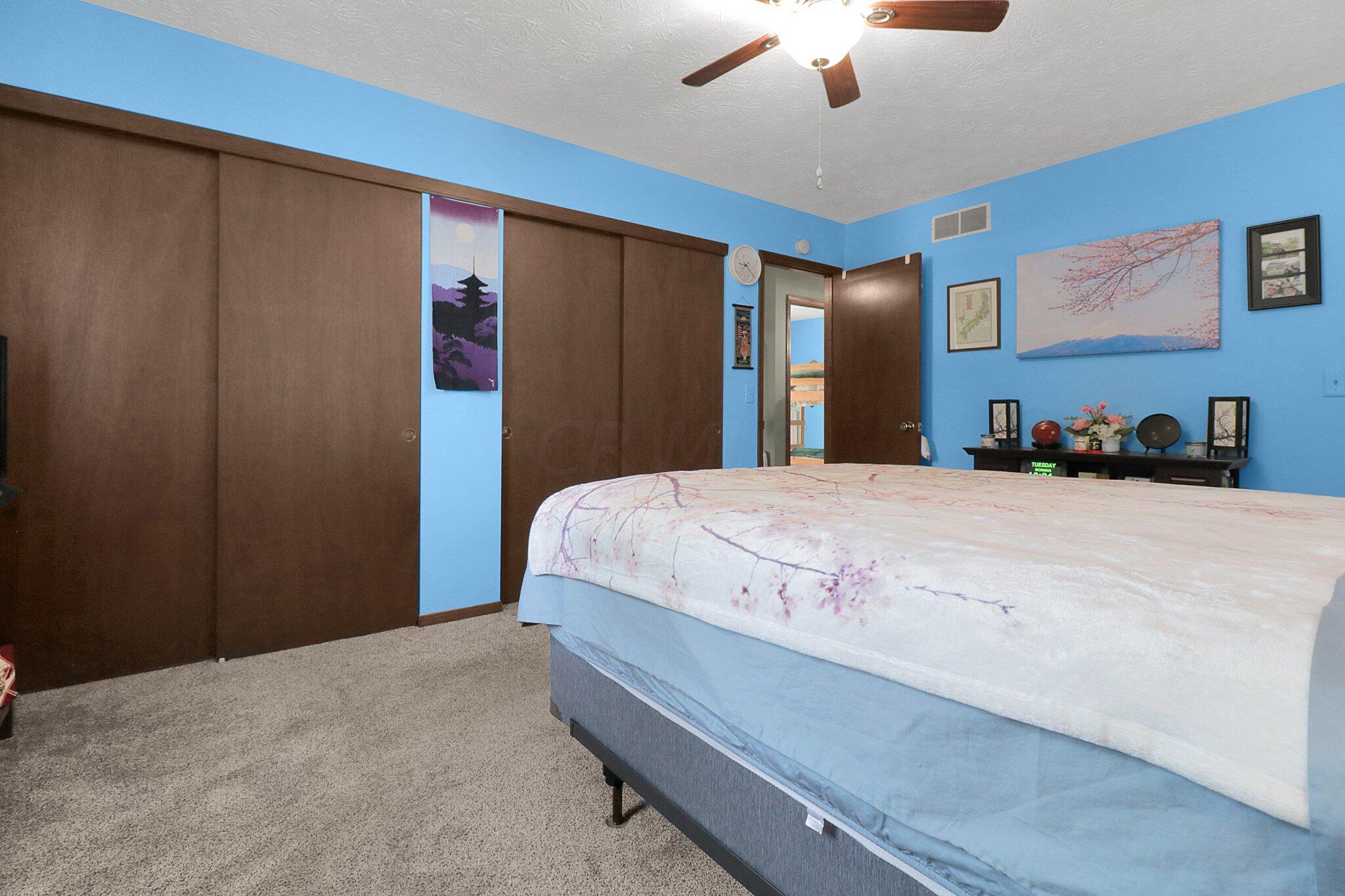 6306 Feder Road Columbus, OH 43228 - Photo 24 of 43 Primary Bedroom