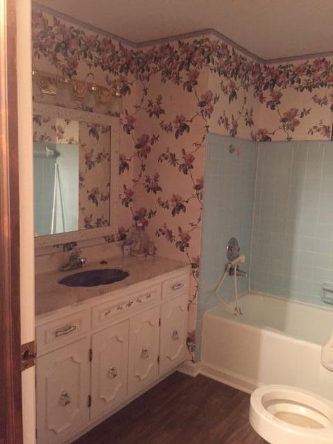 8417 Springfield Road Soddy Daisy, TN 37379 - Photo 6 of 22 Main bathroom