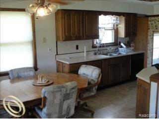 1725 Scott Lake Road Waterford, MI 48328 - Photo 3 of 7 Kitchen.2