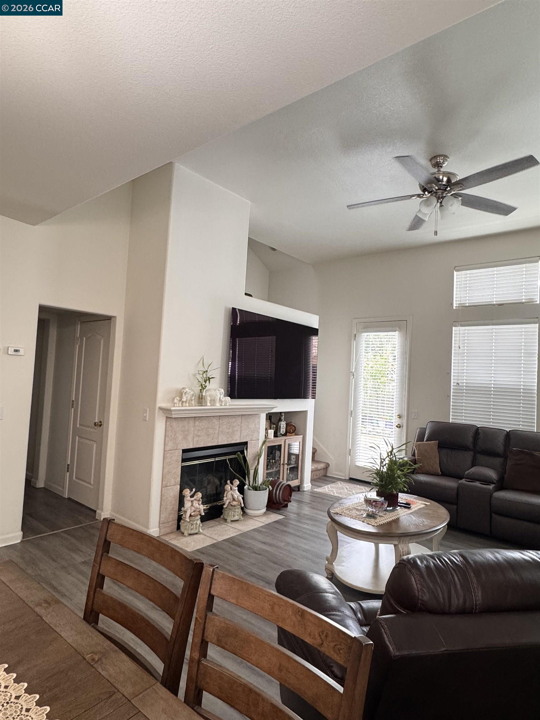 2512 Covelline Street Santa Rosa, CA 95407 - Photo 6 of 11