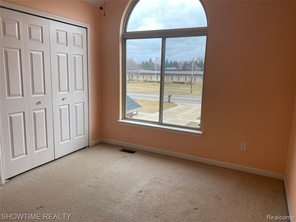 12224 19 Mile Road Sterling Heights, MI 48313 - Photo 28 of 37