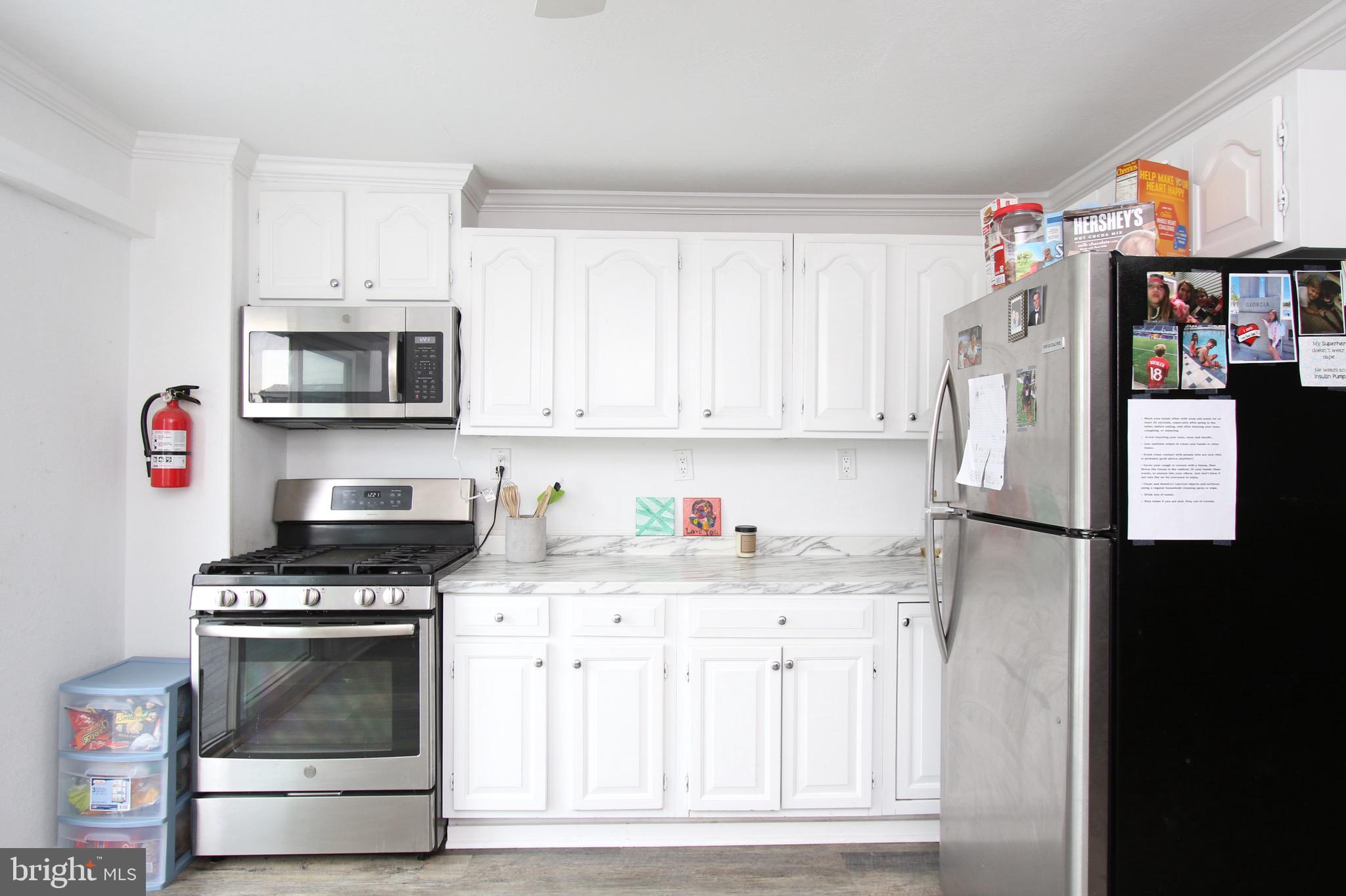 430 Dock Road Beach Haven, NJ 08008 - Photo 11 of 31 Kitchen