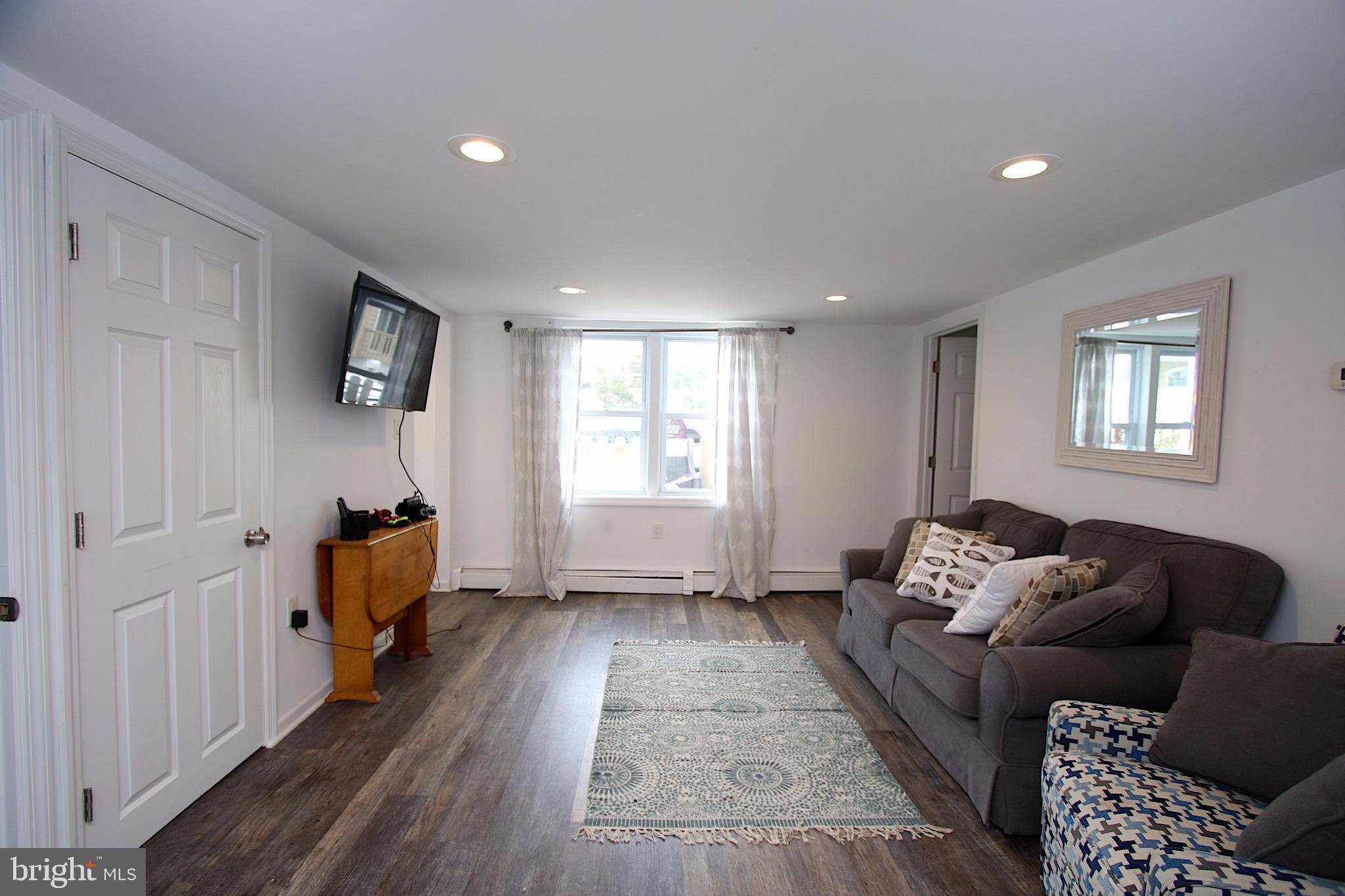 430 Dock Road Beach Haven, NJ 08008 - Photo 17 of 31 First floor Den