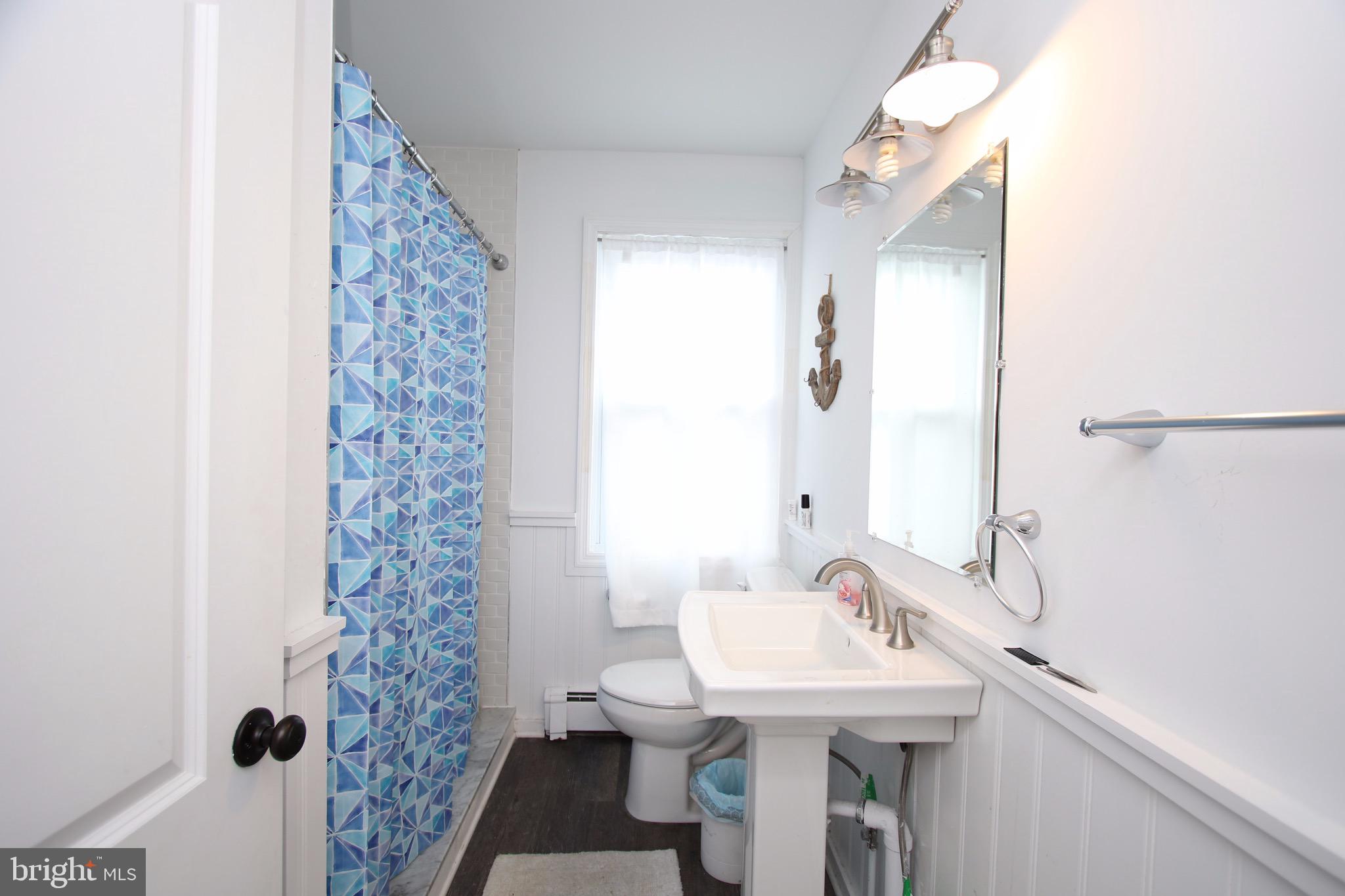 430 Dock Road Beach Haven, NJ 08008 - Photo 27 of 31 Second Floor Bath