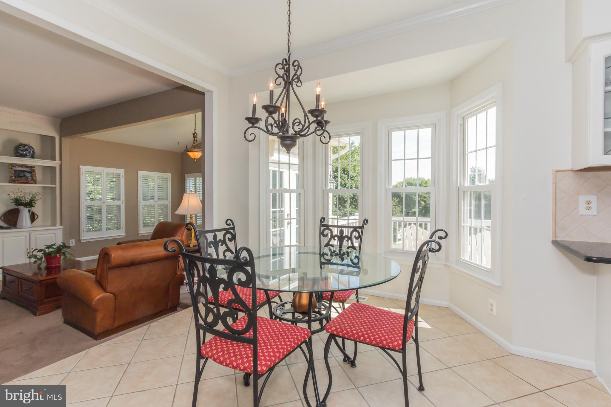 9217 Huntmaster Road Gaithersburg, MD 20882 - Photo 6 of 34 Breakfast area
