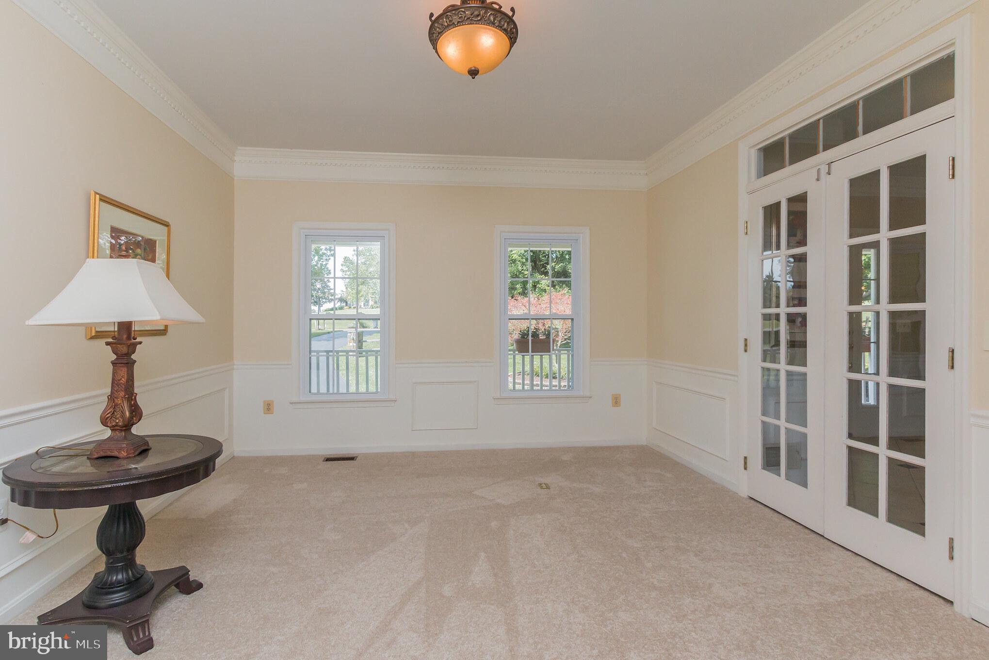9217 Huntmaster Road Gaithersburg, MD 20882 - Photo 10 of 34 Dining or living room or office