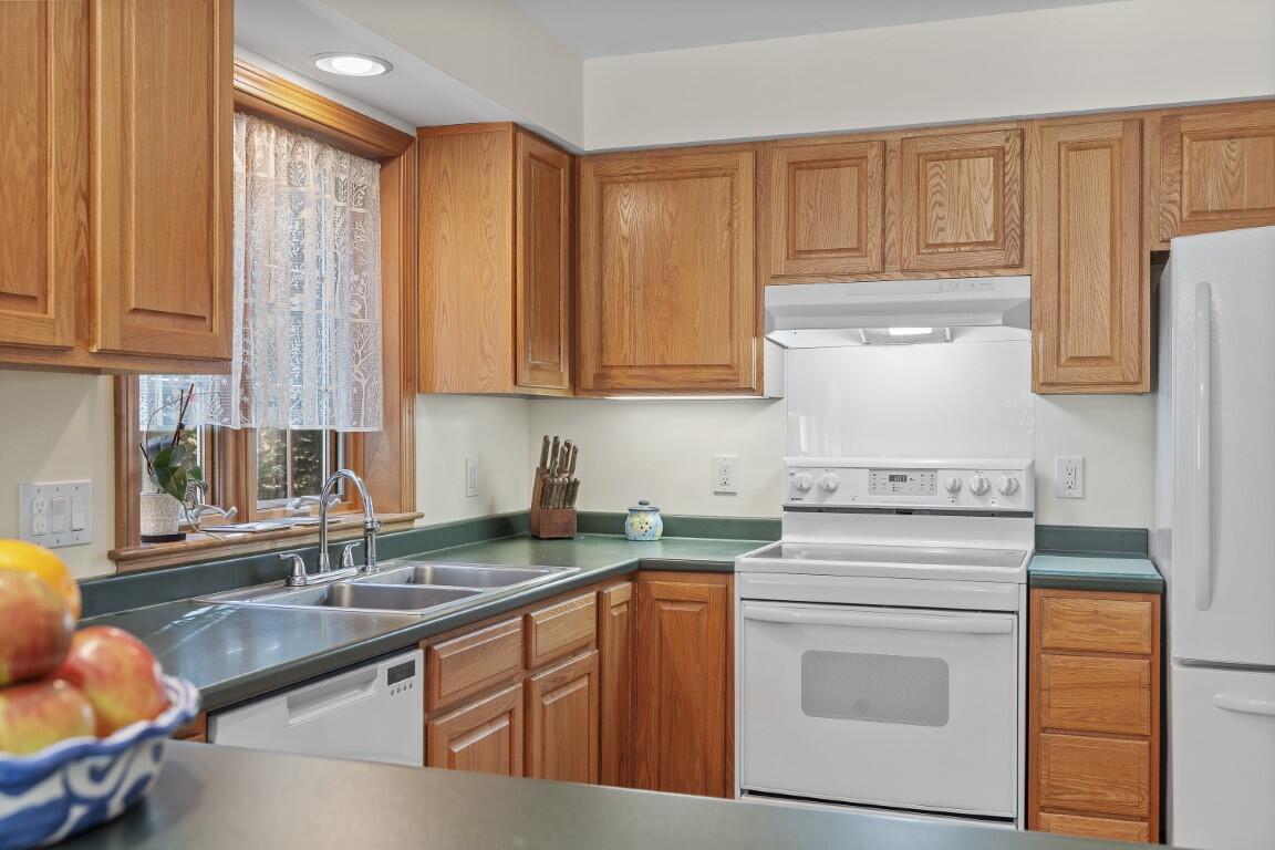 12 Ocean Ridge Drive East Boothbay, ME 04544 - Photo 14 of 54 13