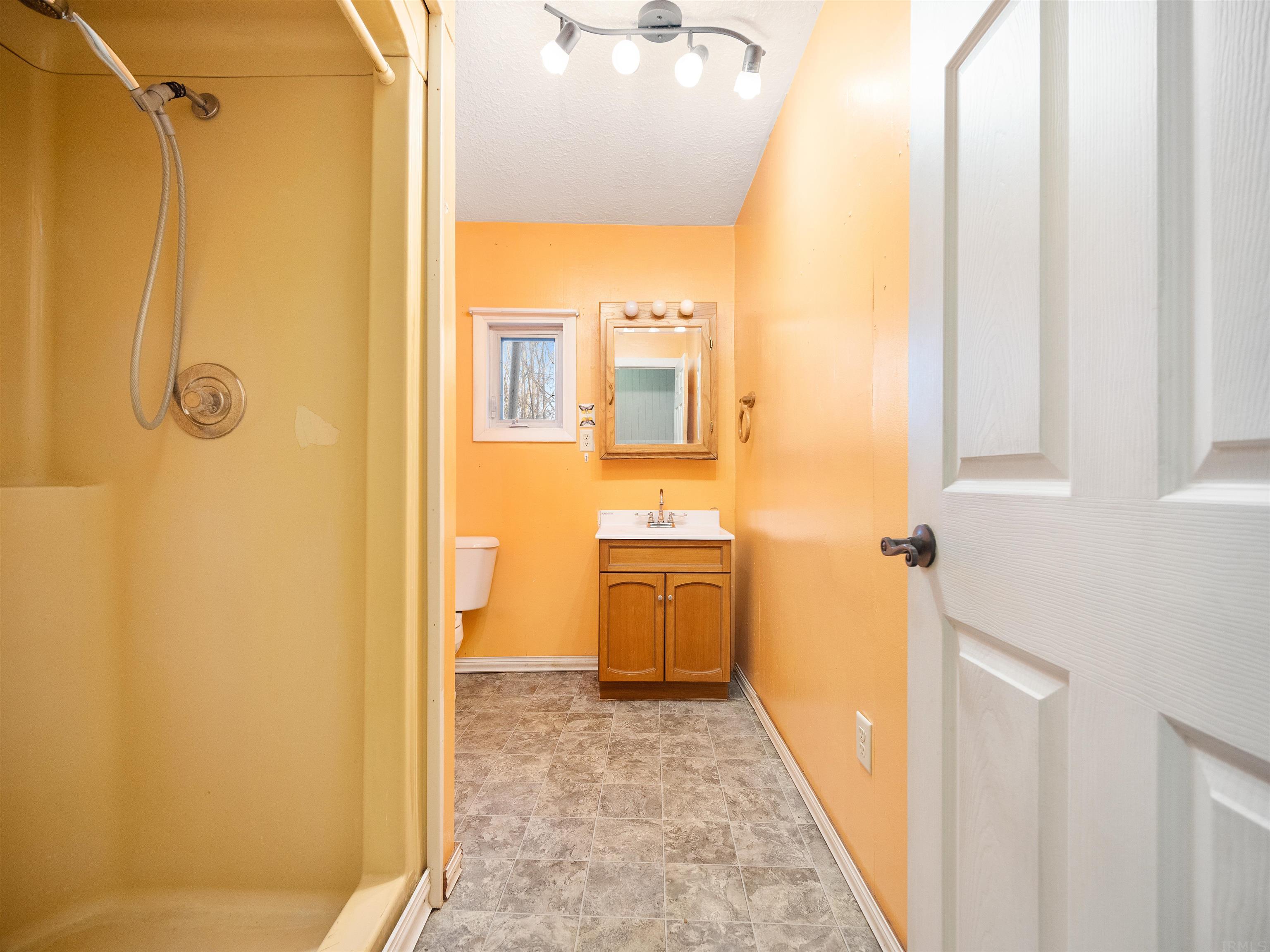 7270 North Jamestown Road Fremont, IN 46737 - Photo 14 of 26 Gallery Image 14