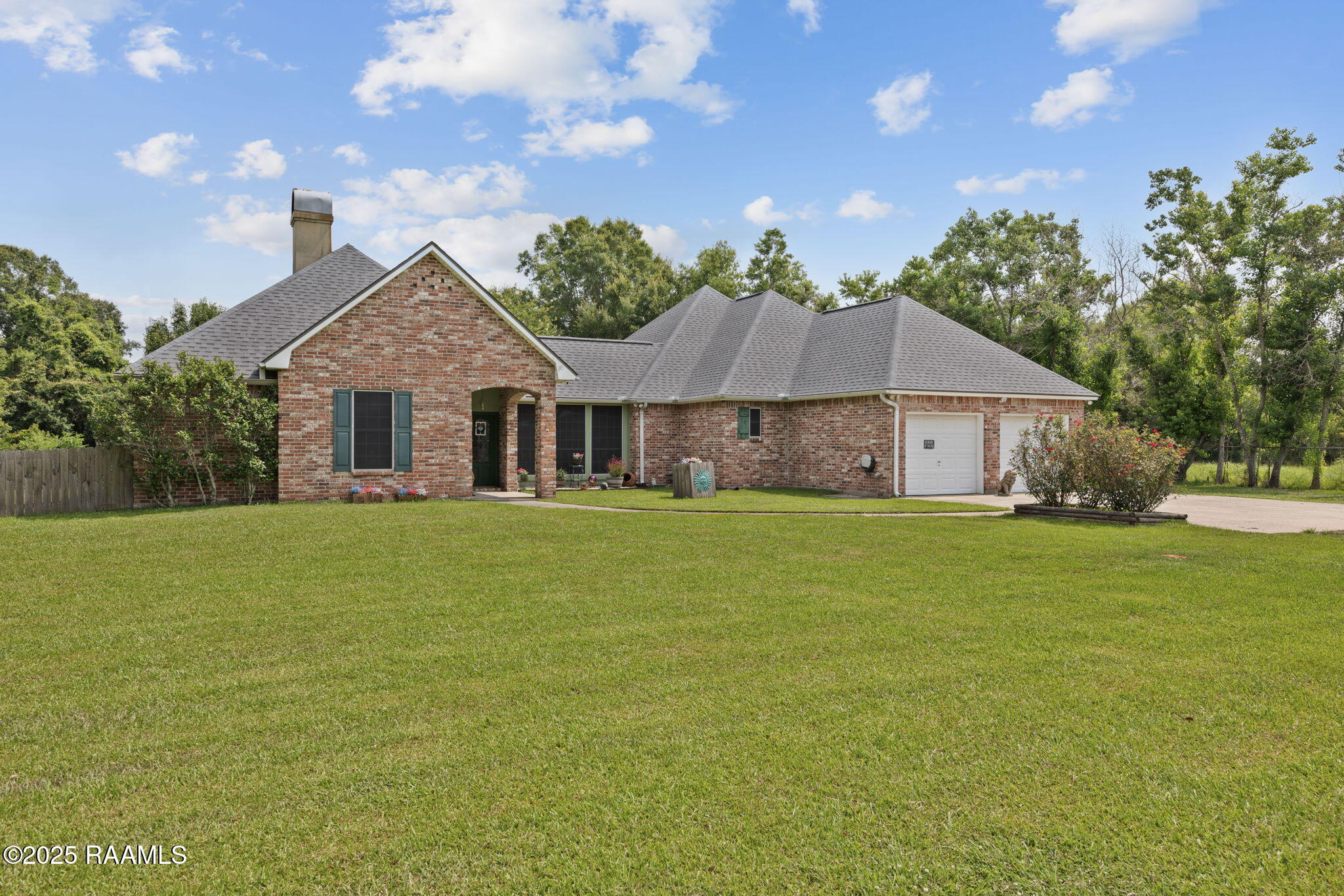 820 Malapart Road Lafayette, LA 70507 - Photo 2 of 40 1-web-or-mls-820 Malapart Rd-1