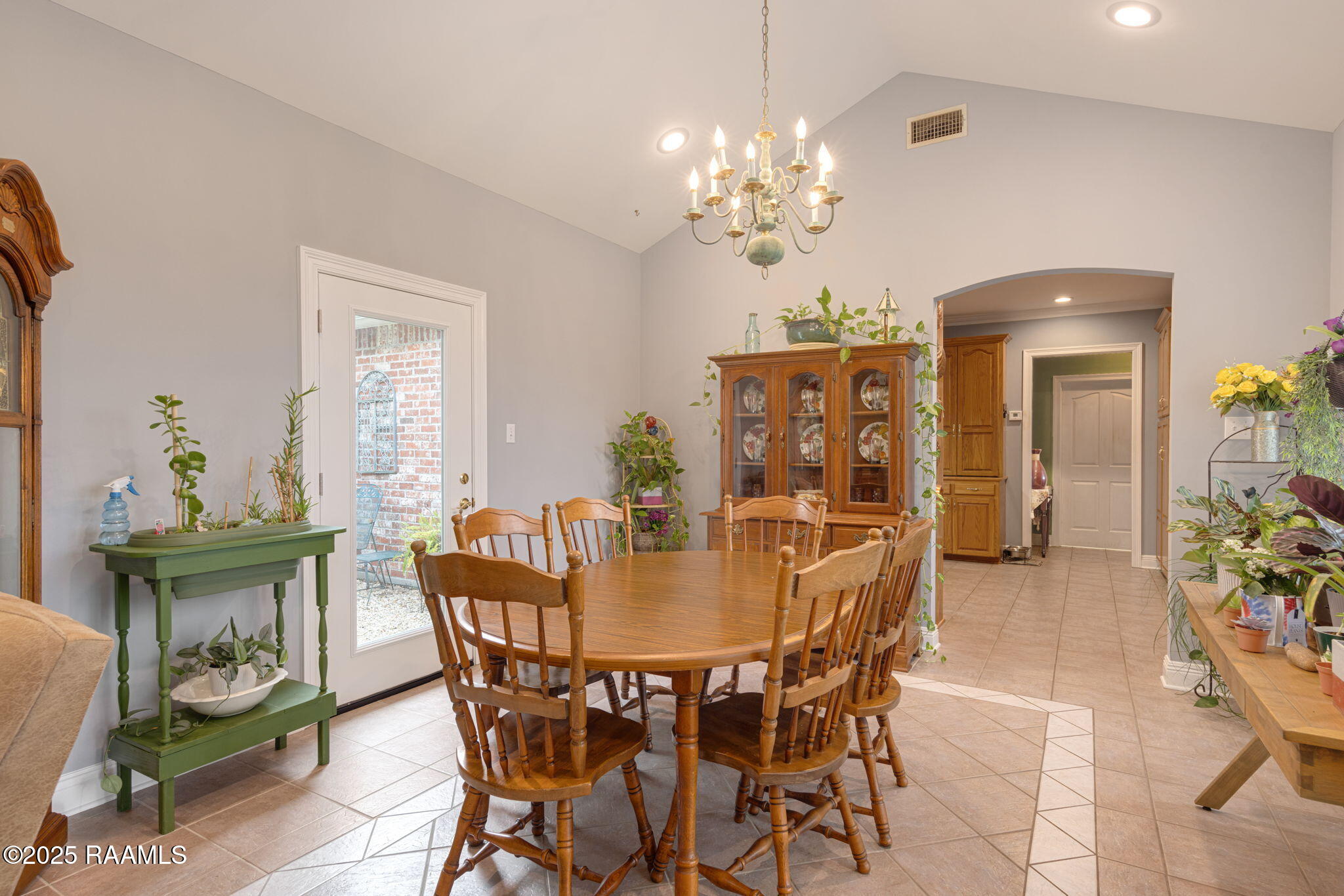 820 Malapart Road Lafayette, LA 70507 - Photo 8 of 40 7-web-or-mls-820 Malapart Rd-7
