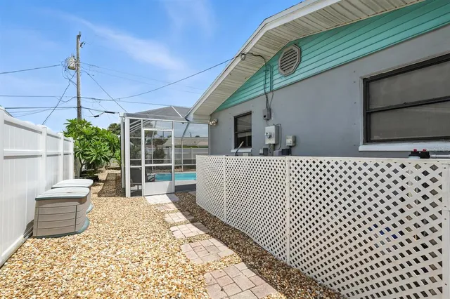 $450,000 | 15 Longfellow Circle, Ormond Beach, FL 32176