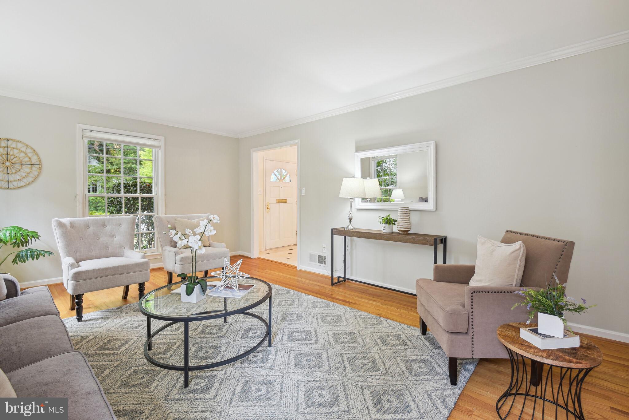 4206 Maple Terrace Chevy Chase, MD 20815 - Photo 11 of 53