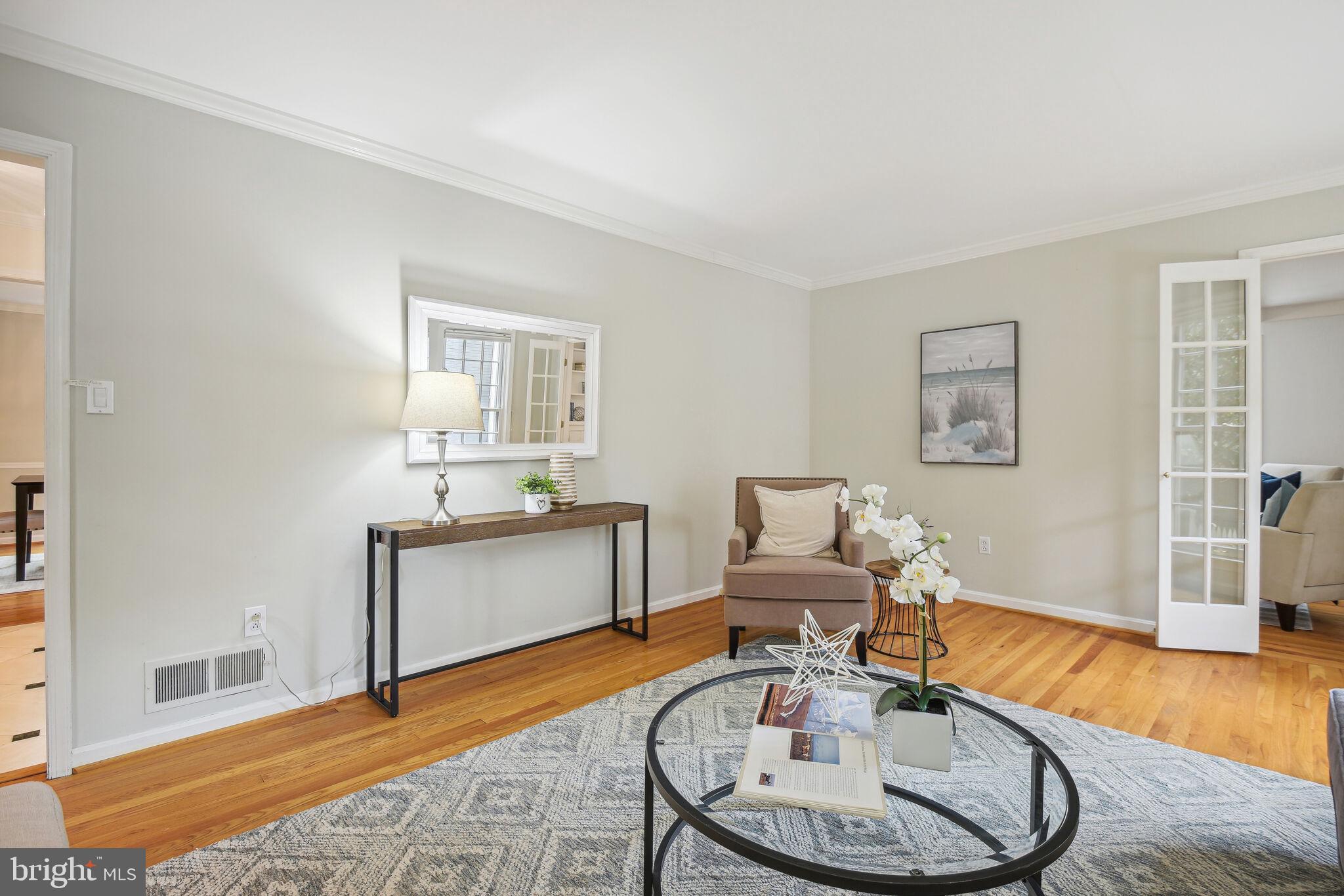 4206 Maple Terrace Chevy Chase, MD 20815 - Photo 12 of 53