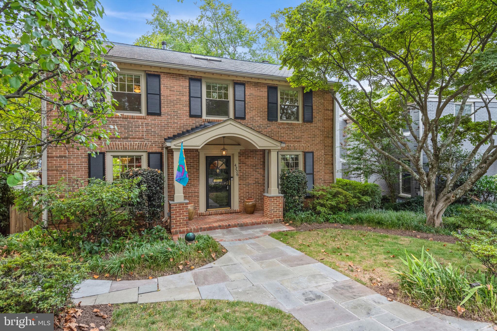 4206 Maple Terrace Chevy Chase, MD 20815 - Photo 3 of 53