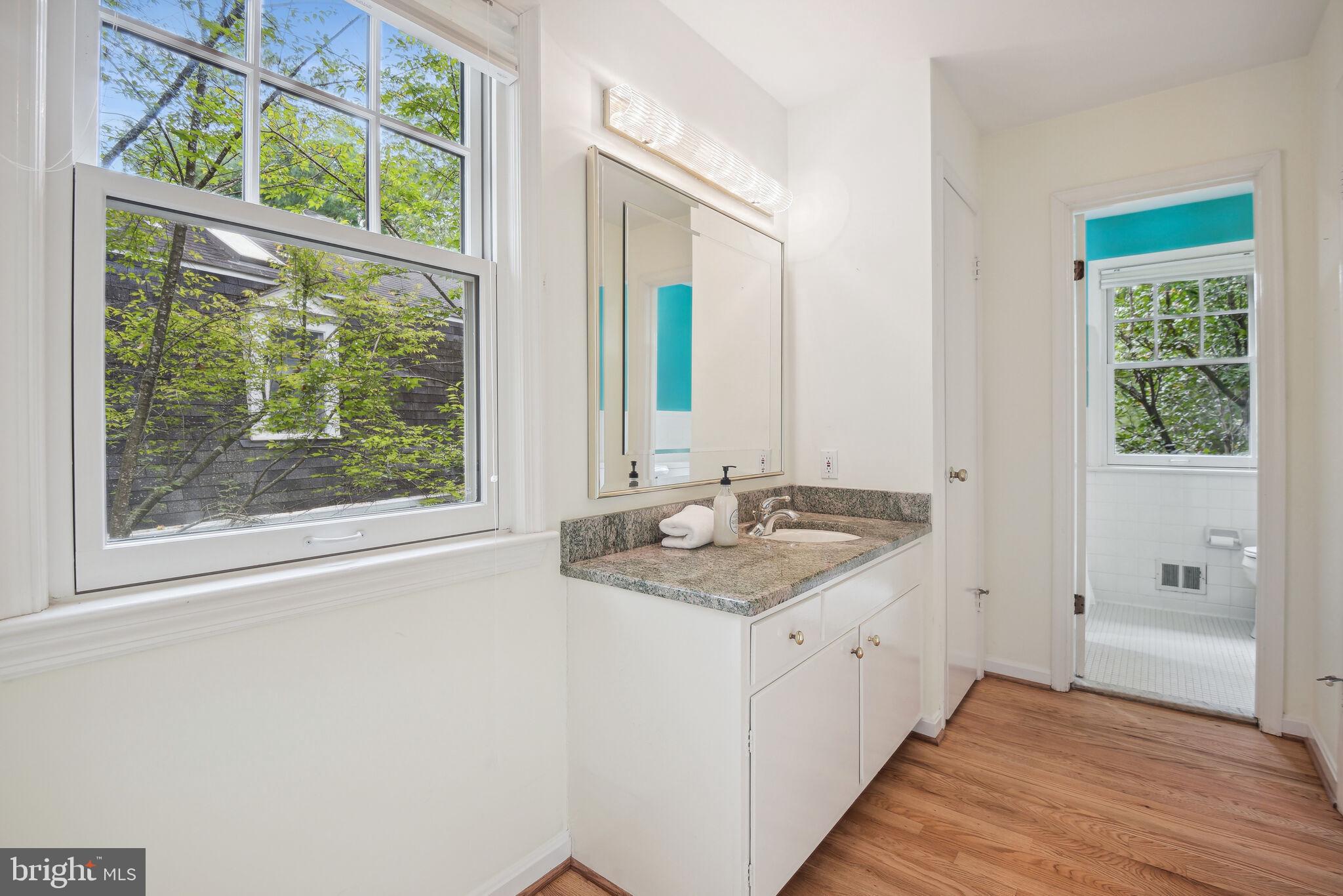 4206 Maple Terrace Chevy Chase, MD 20815 - Photo 37 of 53