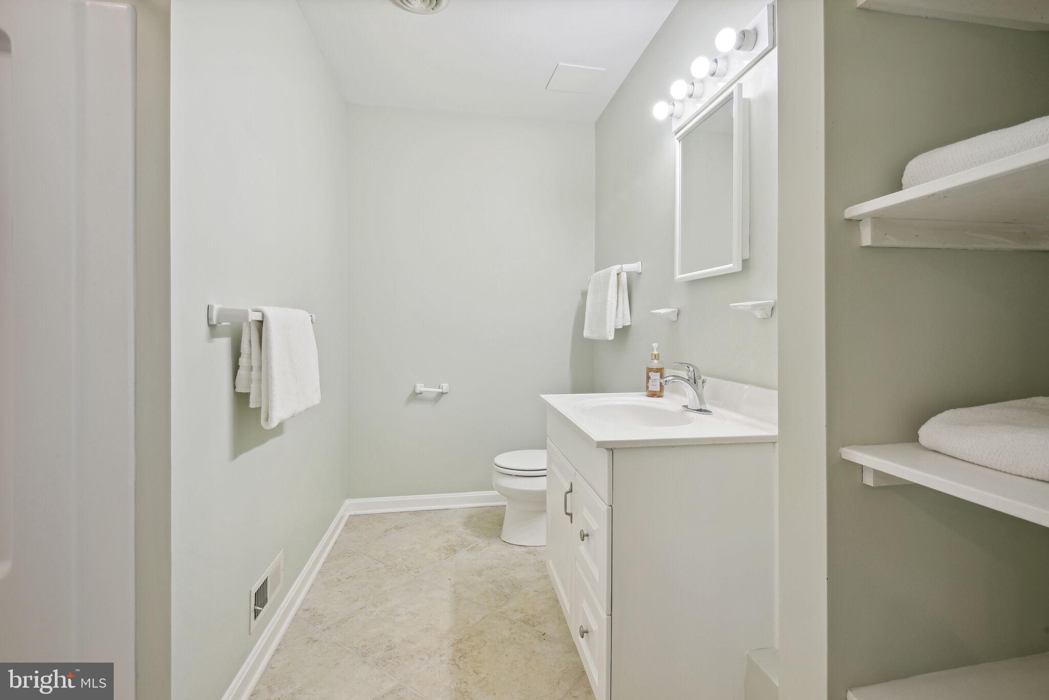 4206 Maple Terrace Chevy Chase, MD 20815 - Photo 43 of 53