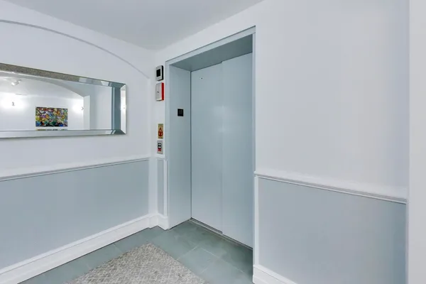 $650,000 | 1107 Greenleaf Avenue, Unit 3F, Wilmette, IL 60091