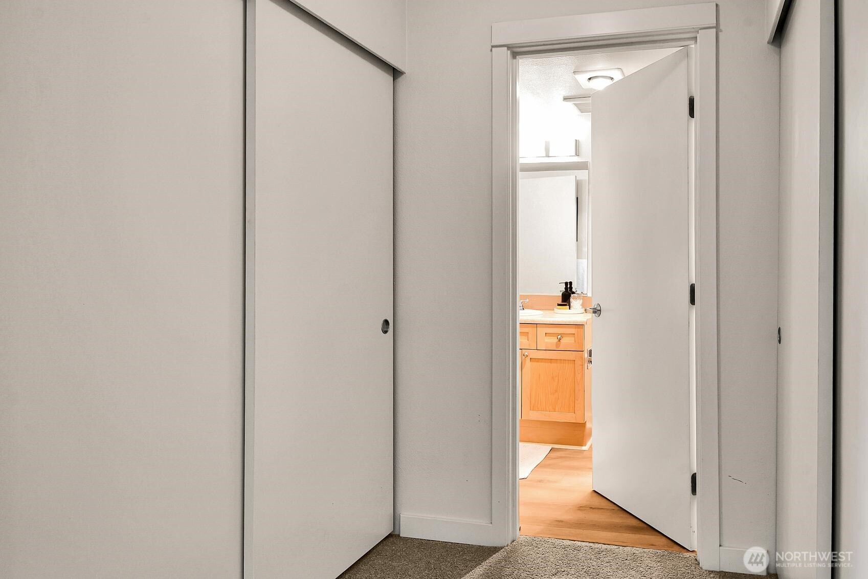 9805 Avondale Road Northeast, Unit K236 Redmond, WA 98052 - Photo 10 of 22