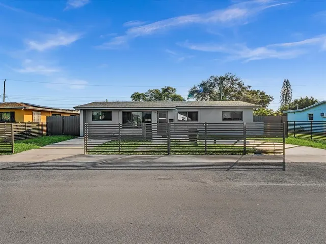 a view of a house with a street view