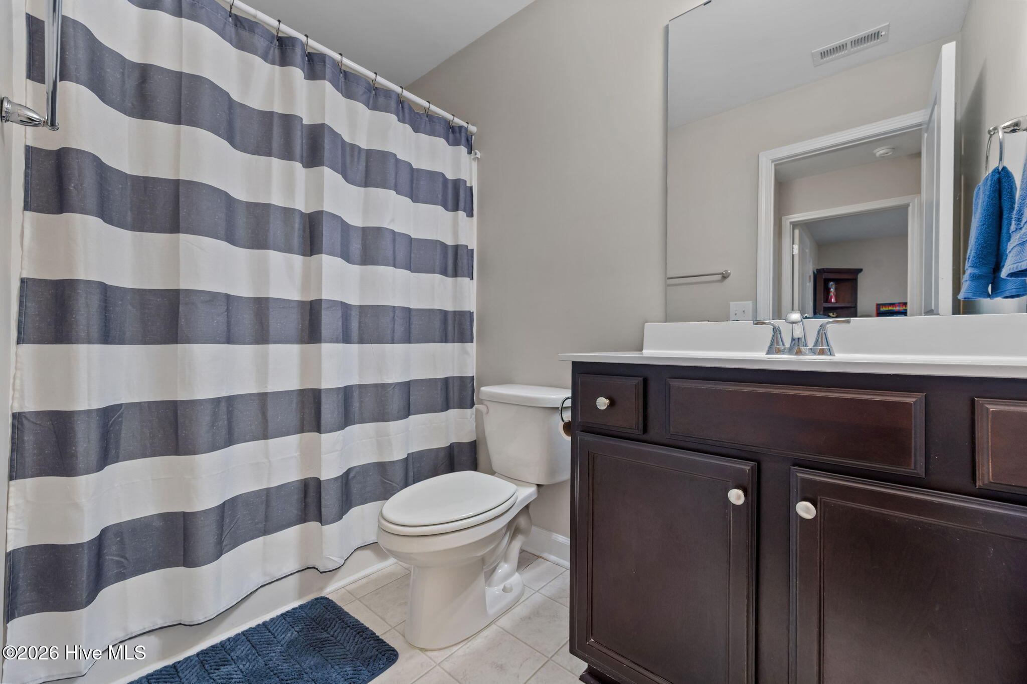 270 Sewell Road Jacksonville, NC 28540 - Photo 27 of 58 Full Bathroom off Hallway