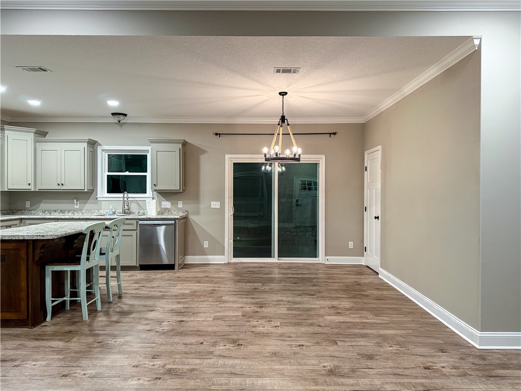 17 Burnt Oak Circle Brunswick, GA 31525 - Photo 11 of 35 Dining Room
