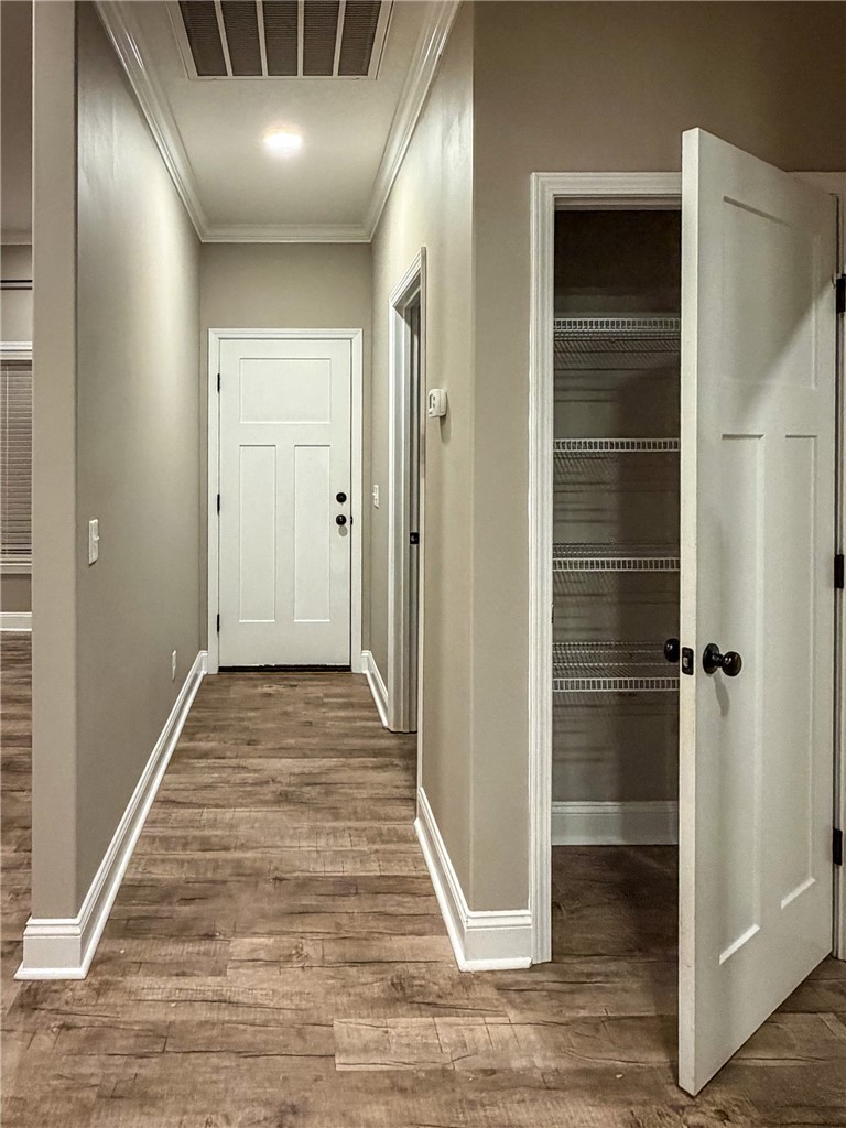 17 Burnt Oak Circle Brunswick, GA 31525 - Photo 17 of 35 Hall to Garage/ Pantry