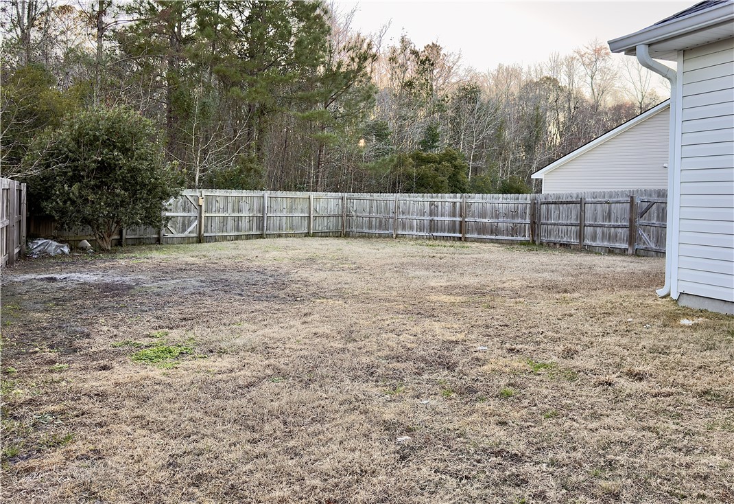 17 Burnt Oak Circle Brunswick, GA 31525 - Photo 35 of 35 fenced backyard