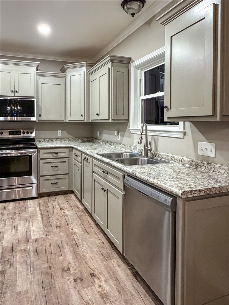 17 Burnt Oak Circle Brunswick, GA 31525 - Photo 9 of 35 Counters