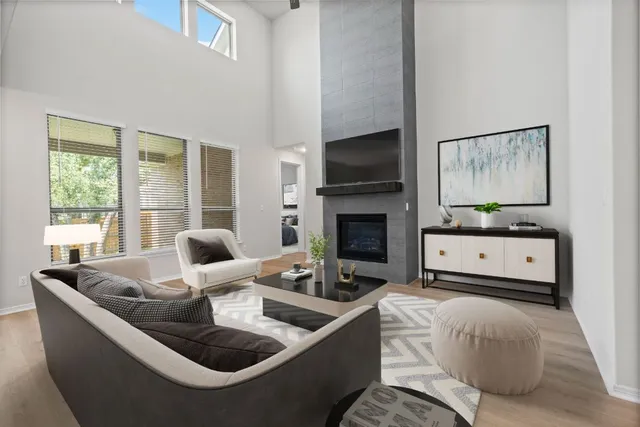 $524,000 | 337 Five Mile Crk Way, Kyle, TX 78640