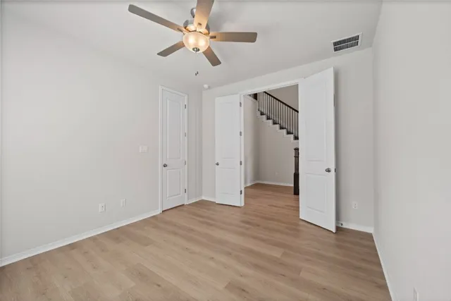 $524,000 | 337 Five Mile Crk Way, Kyle, TX 78640